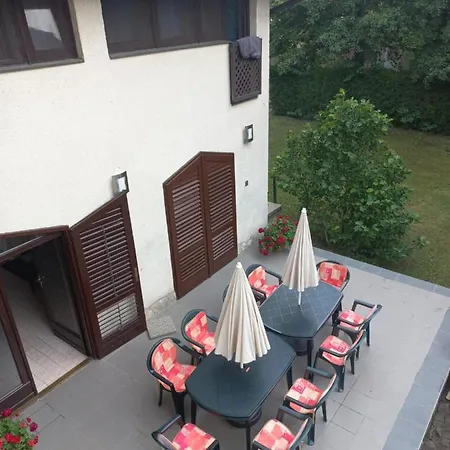 Vadasz Vendeghaz Guest house Siofok