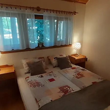 Vadasz Vendeghaz Guest house Siofok